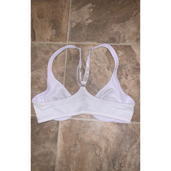 white bra with front clasp - Picture 2 of 4